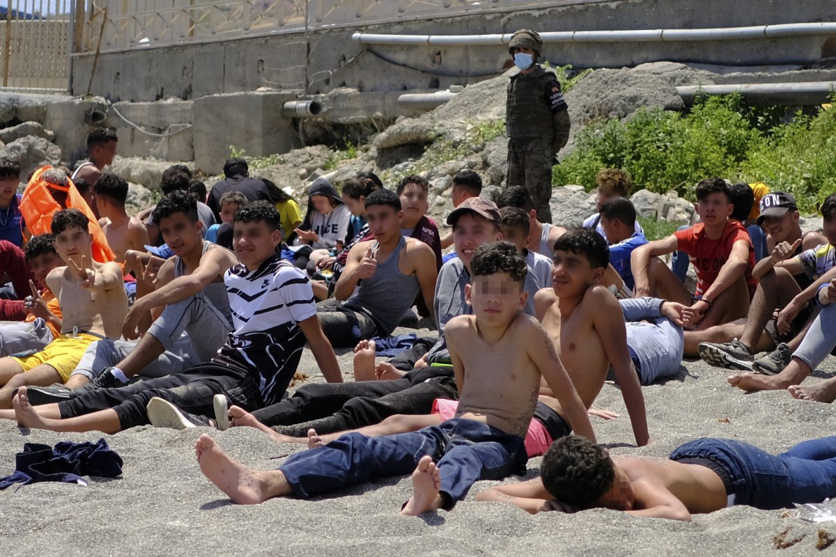 Les députés européens débattent de l’utilisation de mineurs par le Maroc dans la crise des migrants de Ceuta.