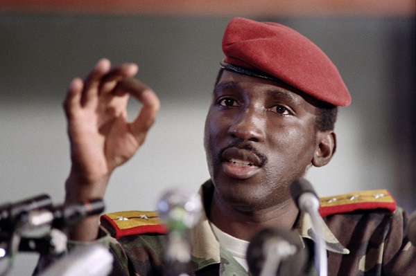 Le Burkina Faso enterre les restes exhumés de Sankara