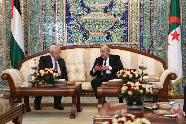 Visite de Abbas en Algérie : Un pas avant le sommet arabe