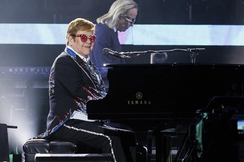 Elton John fonce vers la retraite au Dodger Stadium